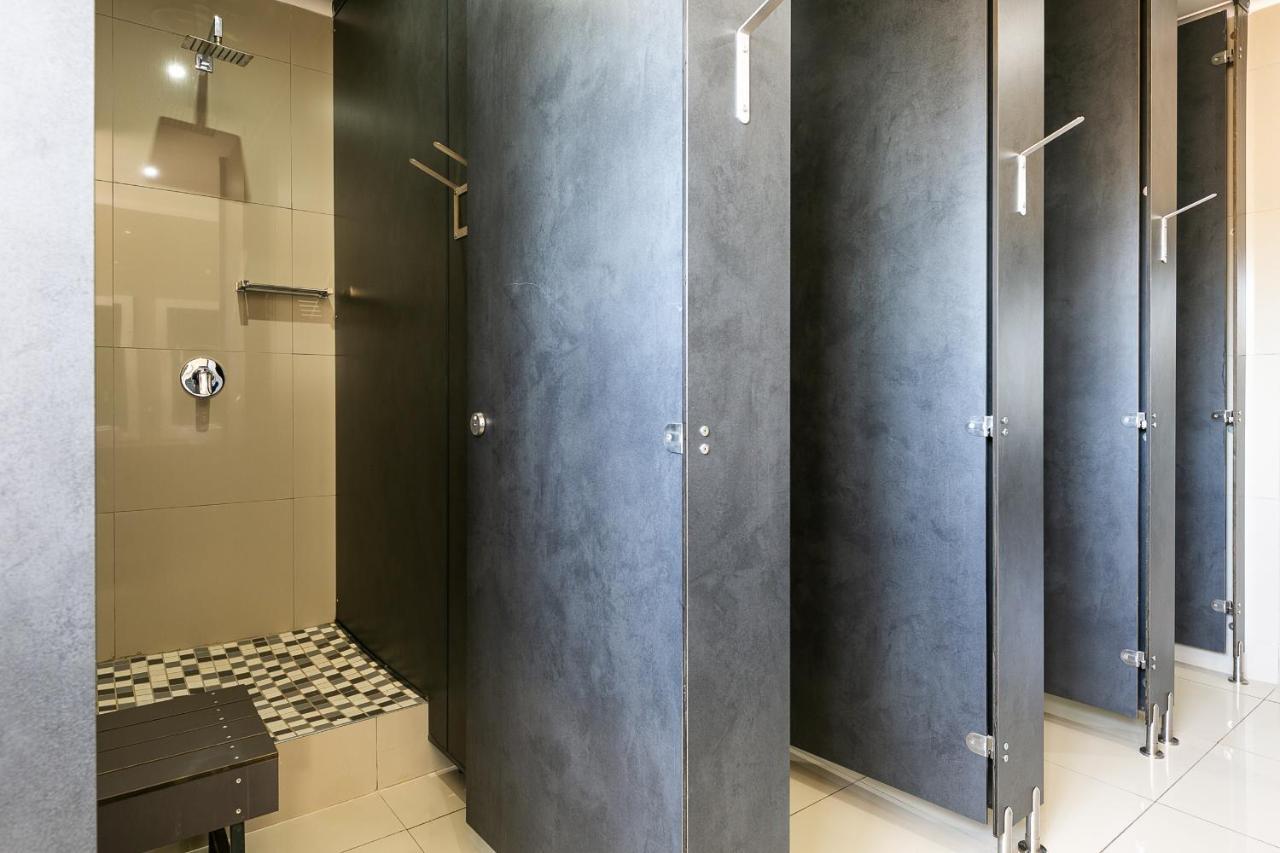 Zzzone Boutique Hostel ヘルマナス エクステリア 写真