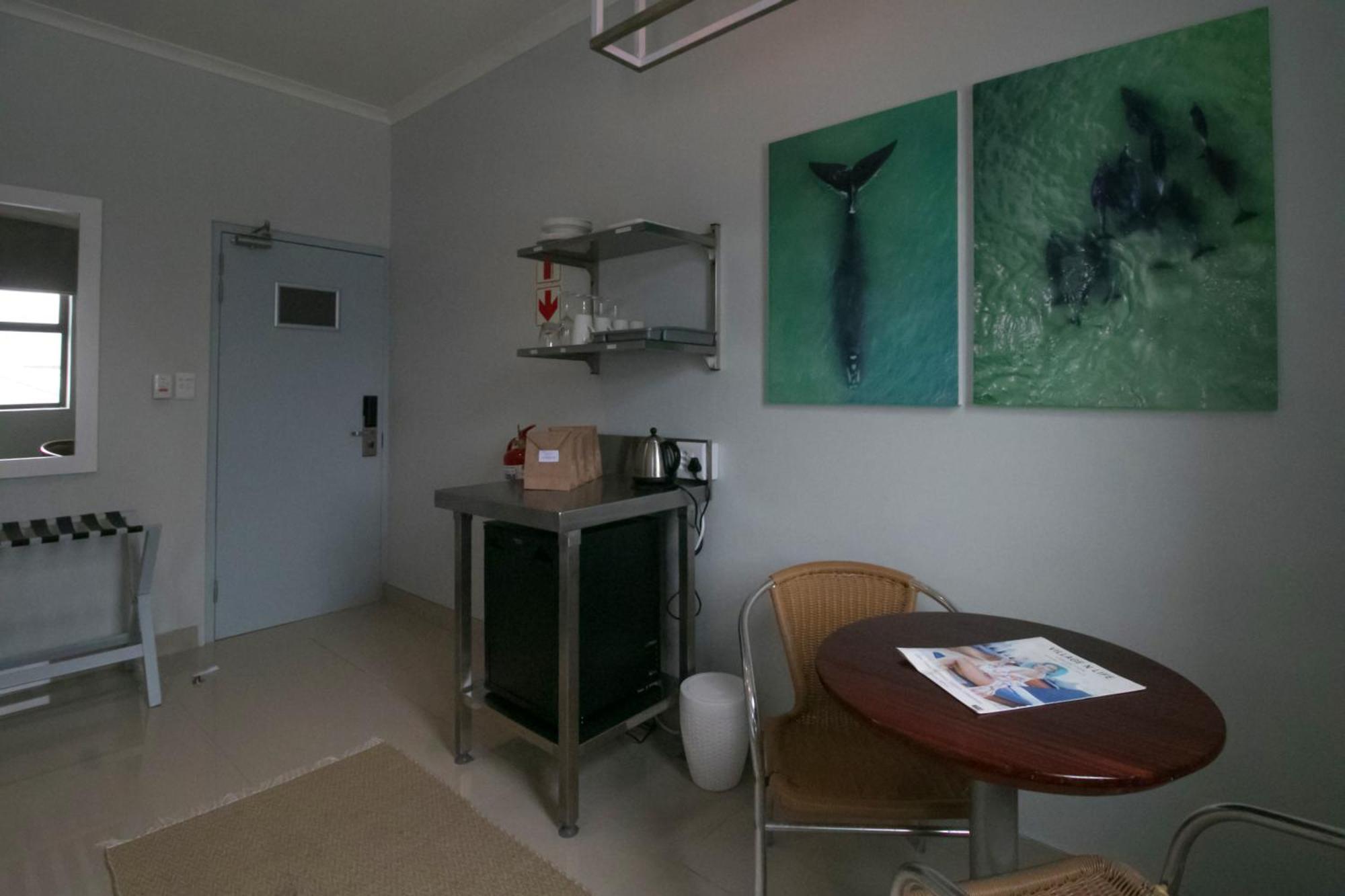Zzzone Boutique Hostel ヘルマナス エクステリア 写真