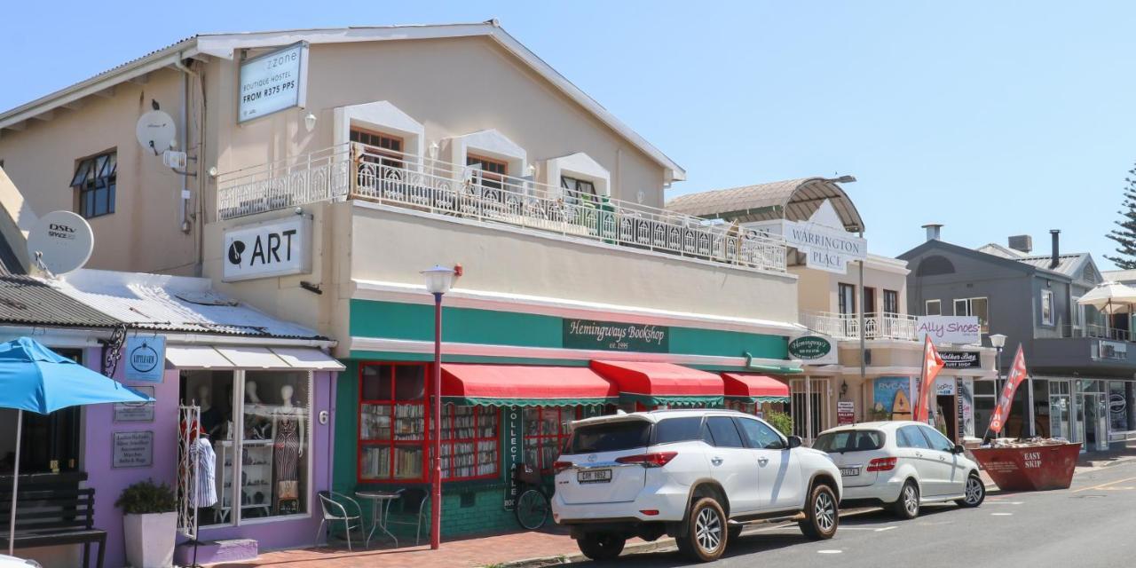 Zzzone Boutique Hostel ヘルマナス エクステリア 写真